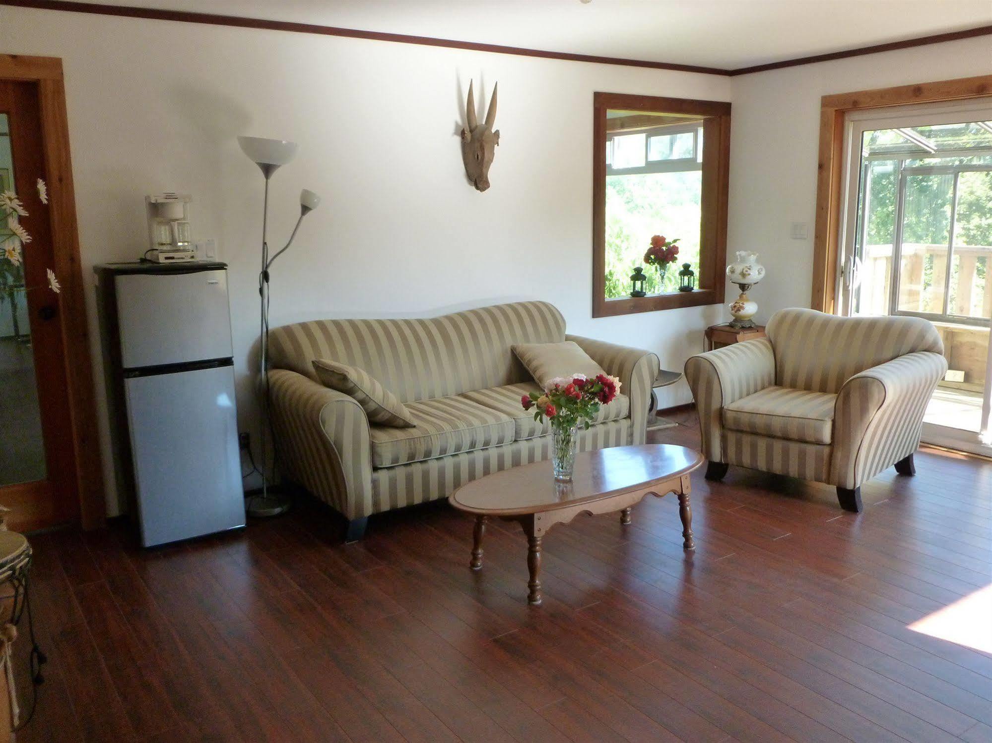 Harrison Mills Harrison Hammond House Farmstay المظهر الخارجي الصورة